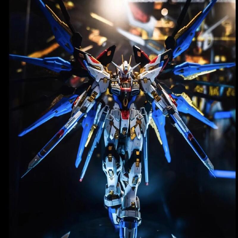 Bandai Model Gundam Hg - طقم نموذج HG Gundam المُجمّع بمقياس