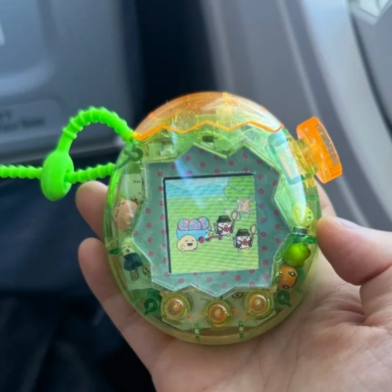 إصدار جديد من غلاف بديل Tamago - مراجعة Bandai Model Tamagotchi وسعره